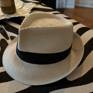 Eric Javits Classic SQUISHEE fedora hat